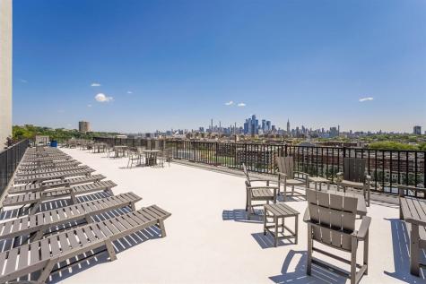 100 Manhattan Avenue Union City NJ 07087