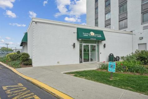 100 Manhattan Avenue Union City NJ 07087