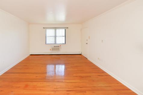 729 10th Street Secaucus NJ 07094