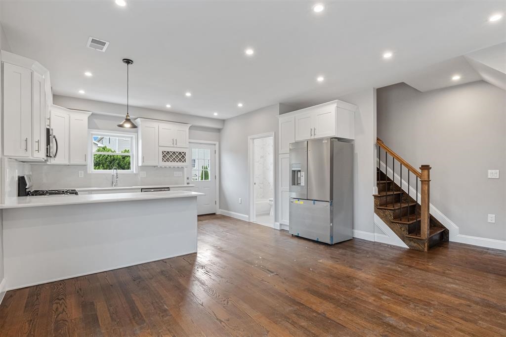 153 Laidlaw Avenue Jersey City NJ 07306