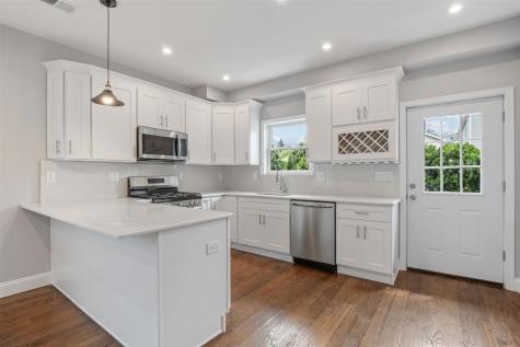 153 Laidlaw Avenue Jersey City NJ 07306