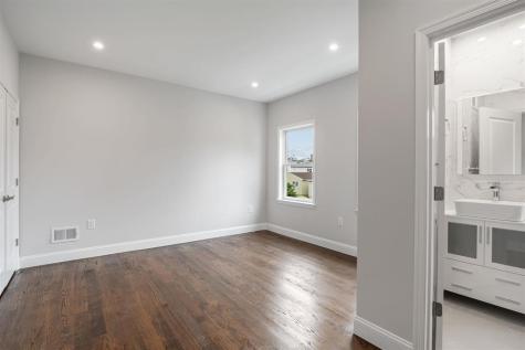 153 Laidlaw Avenue Jersey City NJ 07306