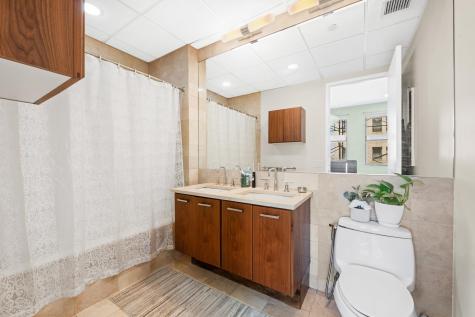4 Beacon Way Jersey City NJ 07304
