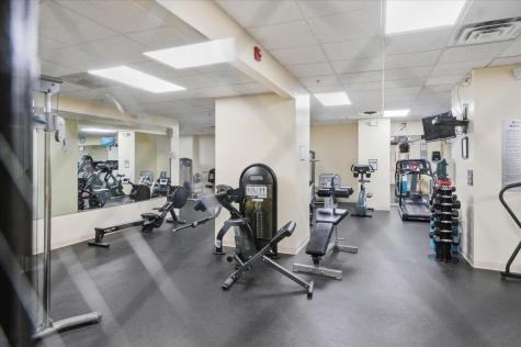 6040 Boulevard East West New York NJ 07093
