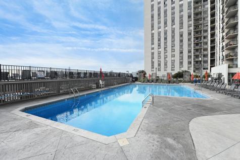 100 Manhattan Avenue Union City NJ 07087