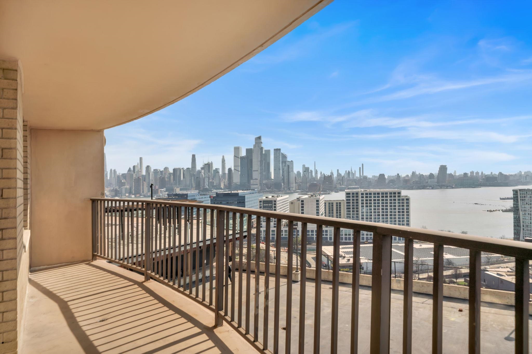 380 Mountain Road Union City NJ 07087