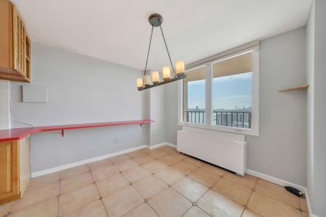 380 Mountain Road Union City NJ 07087