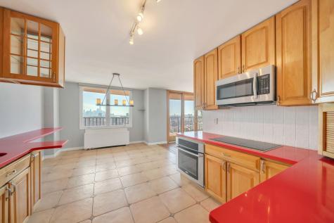 380 Mountain Road Union City NJ 07087