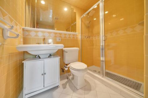 380 Mountain Road Union City NJ 07087