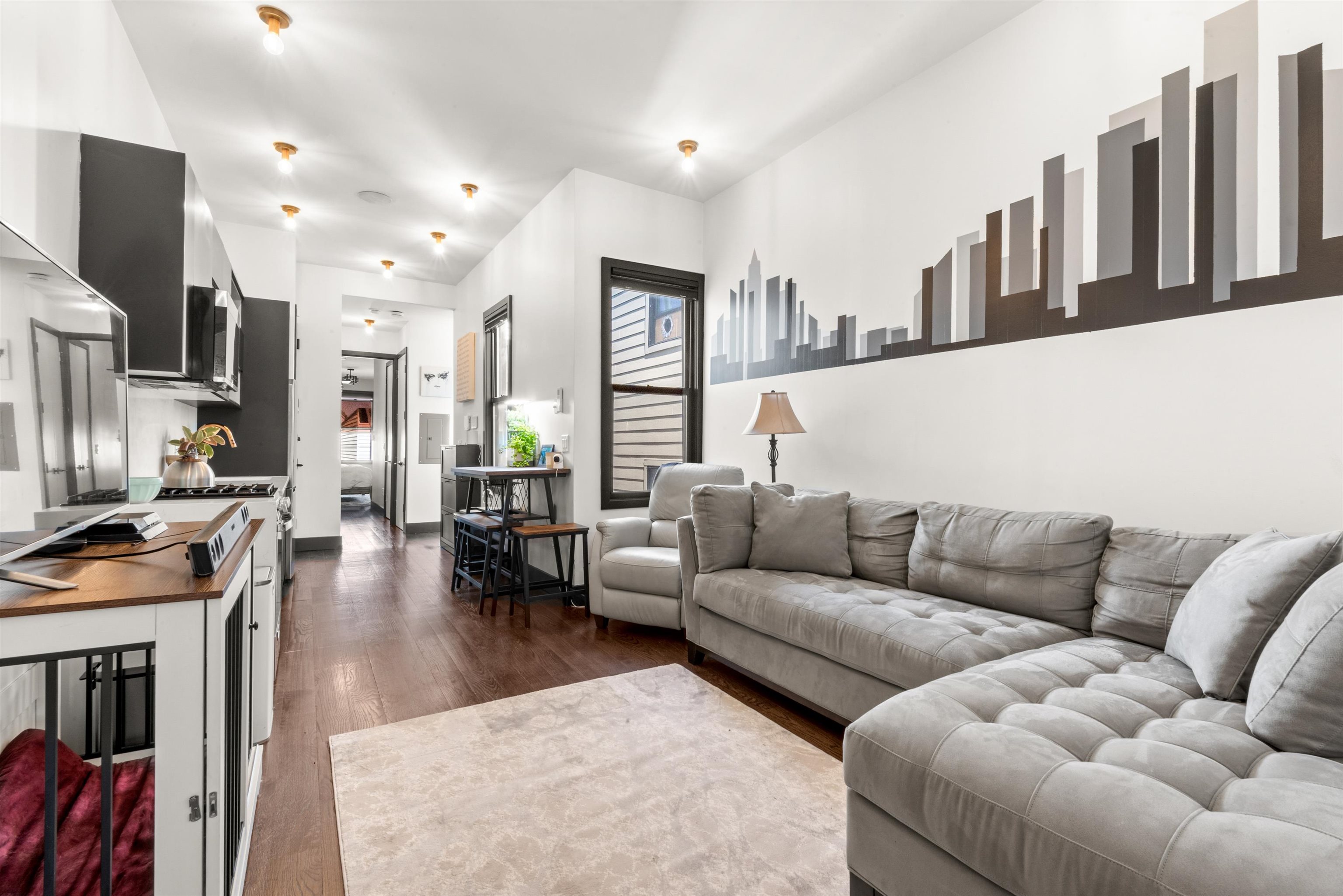 43 Thorne Street Jersey City NJ 07307