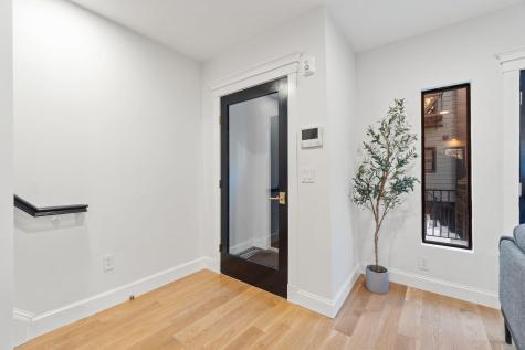 82 Colgate Street Jersey City NJ 07302