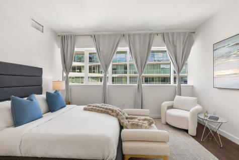 800 Avenue At Port Imperial Weehawken NJ 07086