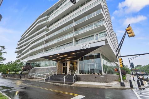 800 Avenue At Port Imperial Weehawken NJ 07086