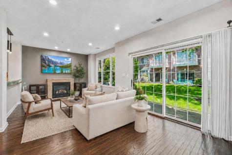 102 Abbie Court Guttenberg NJ 07093