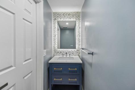 102 Abbie Court Guttenberg NJ 07093