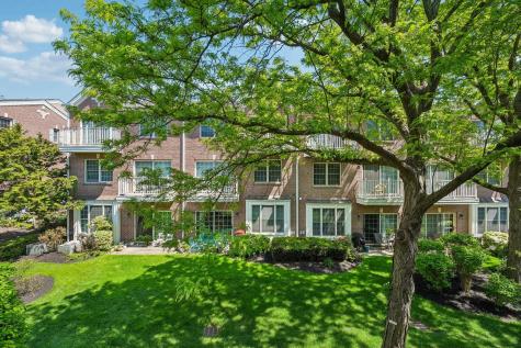 102 Abbie Court Guttenberg NJ 07093