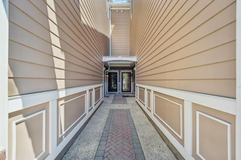 102 Abbie Court Guttenberg NJ 07093