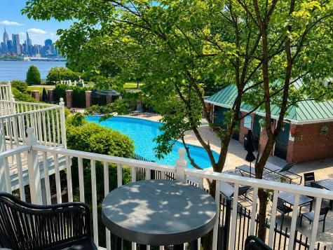 415 Newburgh Court West New York NJ 07093