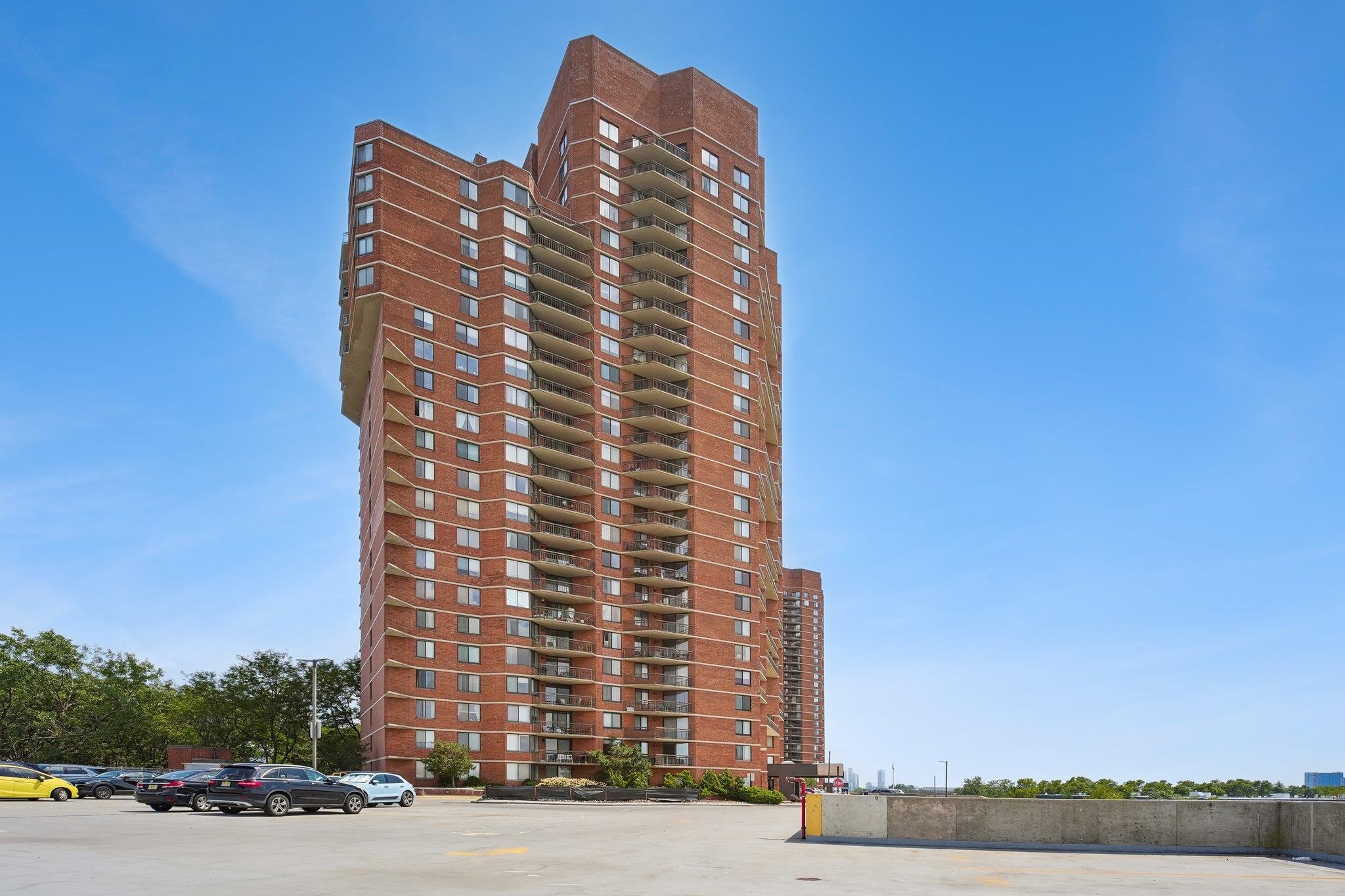 627 Harmon Cove Tower Secaucus NJ 07094
