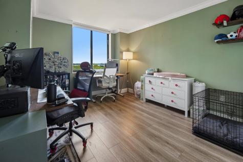 627 Harmon Cove Tower Secaucus NJ 07094