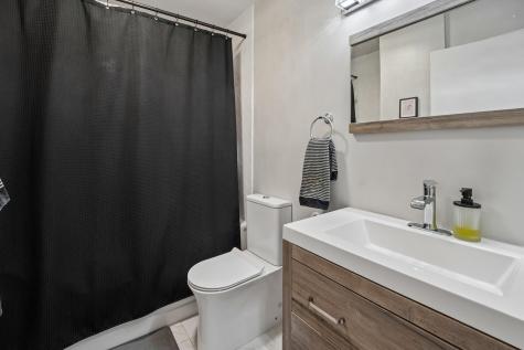 627 Harmon Cove Tower Secaucus NJ 07094