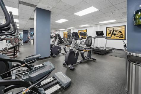 627 Harmon Cove Tower Secaucus NJ 07094