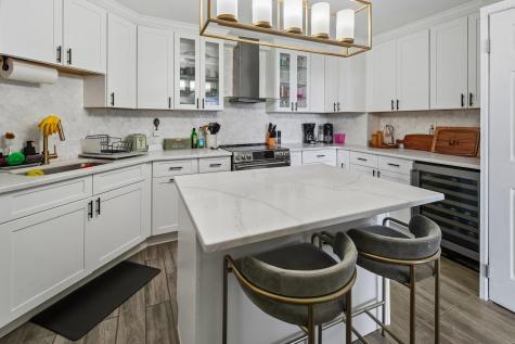 627 Harmon Cove Tower Secaucus NJ 07094