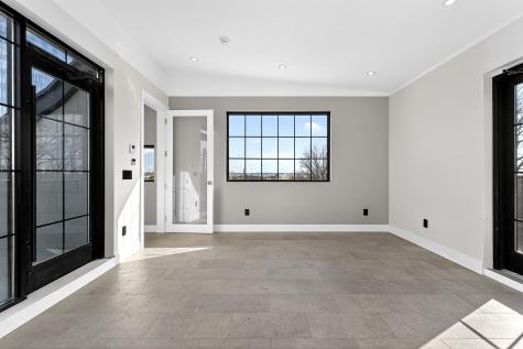 31 Bayview Avenue Jersey City NJ 07305