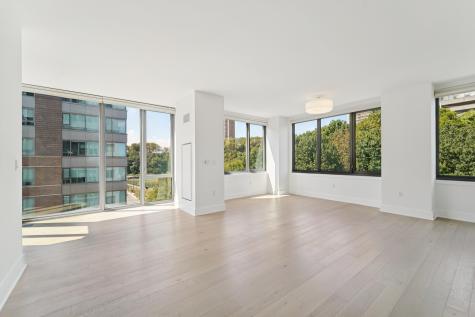 9 Avenue At Port Imperial West New York NJ 07093-7164