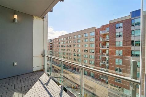 9 Avenue At Port Imperial West New York NJ 07093-7164