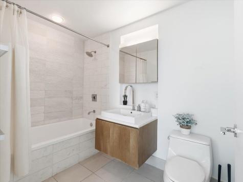 77 Hudson Street Jersey City NJ 07302