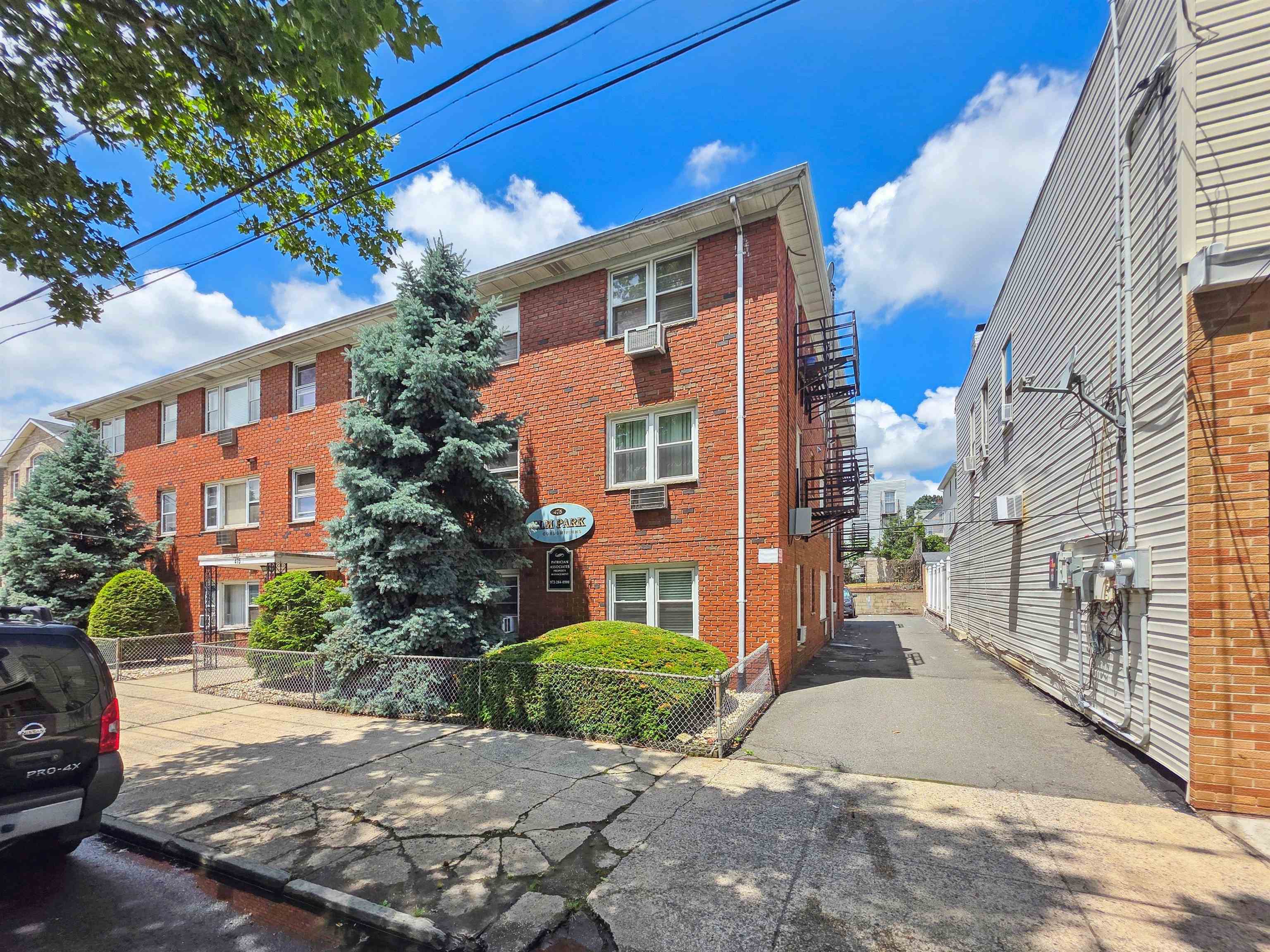 475 Elm Street Kearny NJ 07032-3569