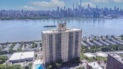 6600 Boulevard East West New York NJ 07093