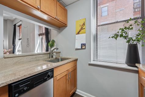 186 Wayne Street Jersey City NJ 07302