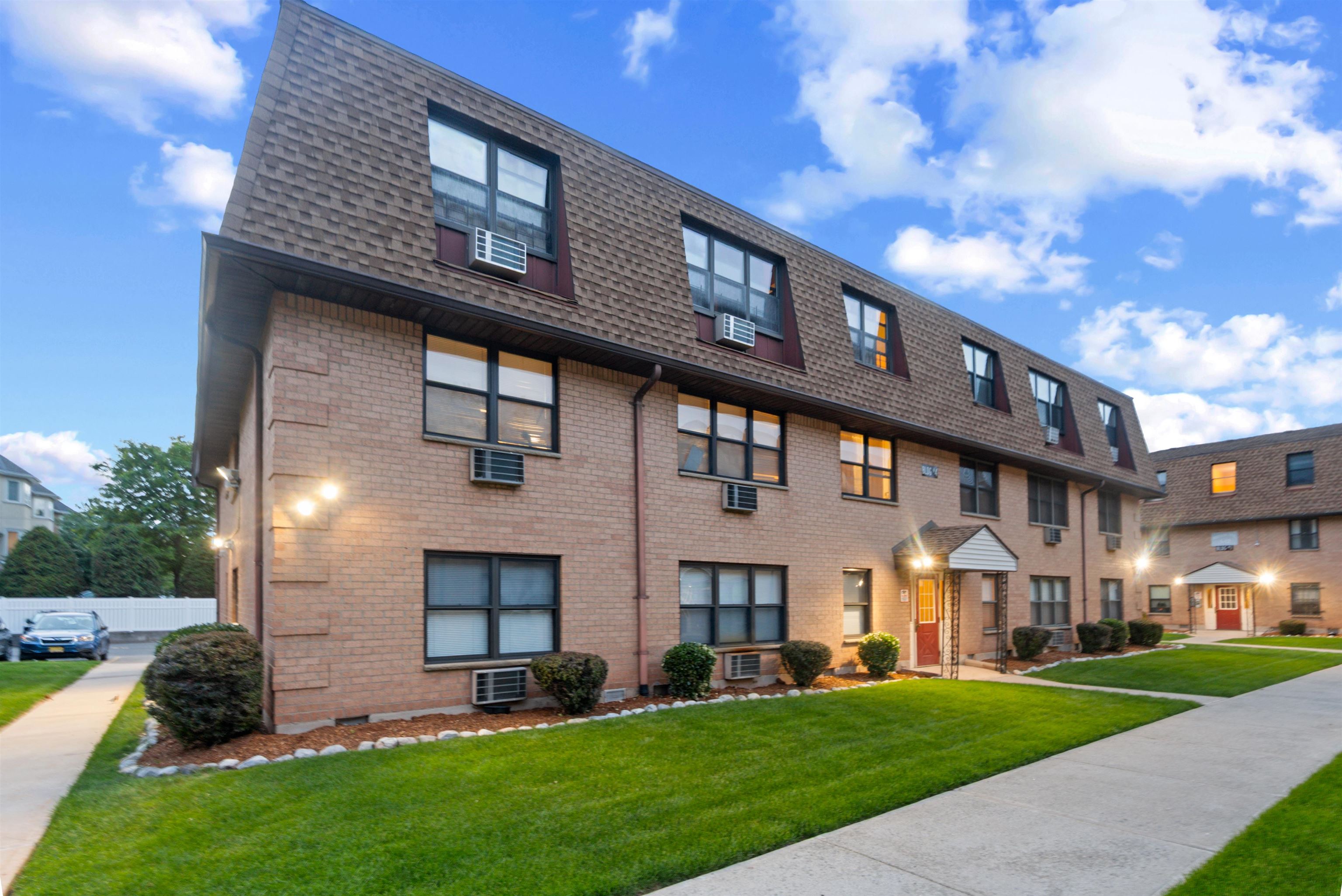 29 North End Drive Secaucus NJ 07094