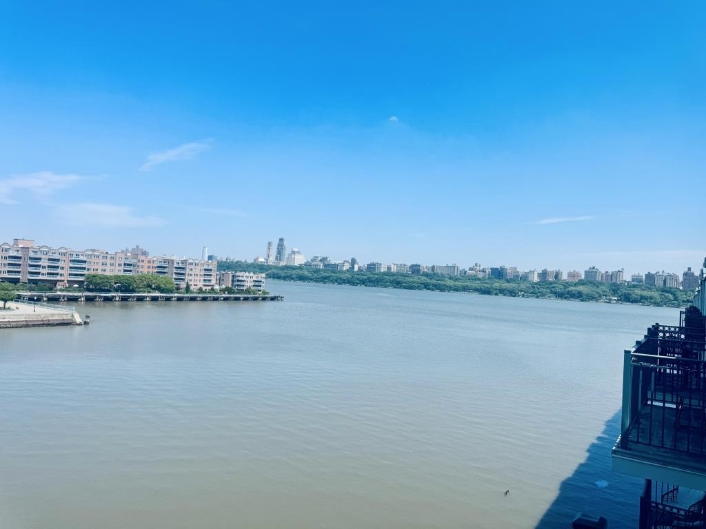 340 The Promenade Edgewater NJ 07020