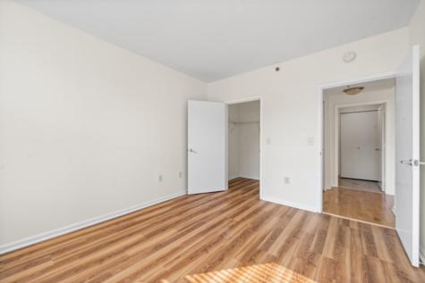 102 Christopher Columbus Drive Jersey City NJ 07302
