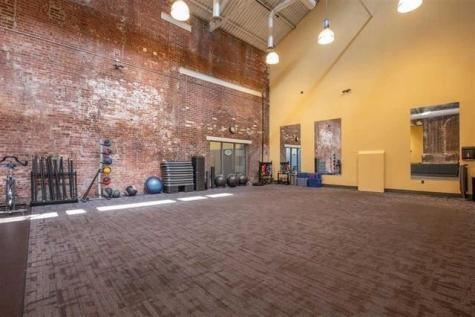 186 Wayne Street Jersey City NJ 07302