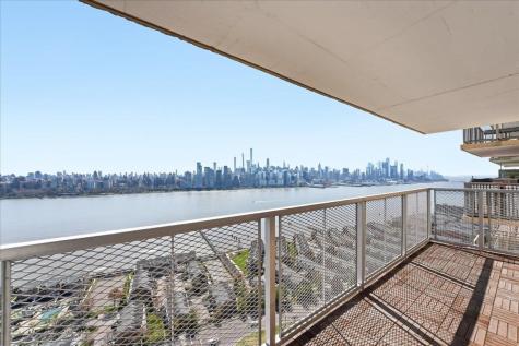 6600 Boulevard East West New York NJ 07093