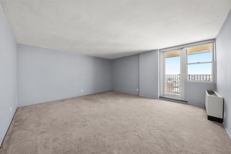 6040 Boulevard East West New York NJ 07093