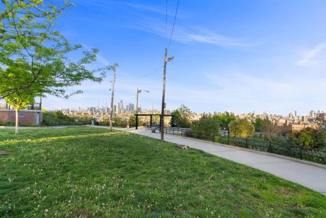 164 Ogden Avenue Jersey City NJ 07307
