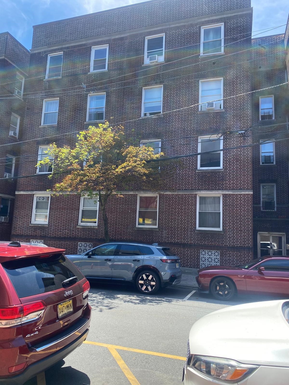 437 53rd Street West New York NJ 07093