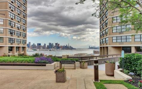 7004 Boulevard East Guttenberg NJ 07093