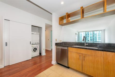 1 Shore Lane Jersey City NJ 07310