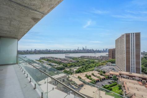 320 Adolphus Avenue Cliffside Park NJ 07010