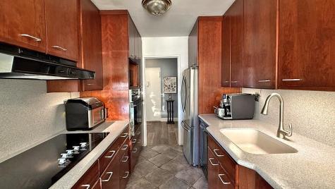 380 Mountain Road Union City NJ 07087