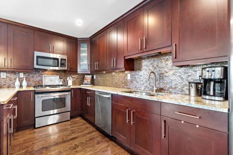 137 20th Street Union City NJ 07087