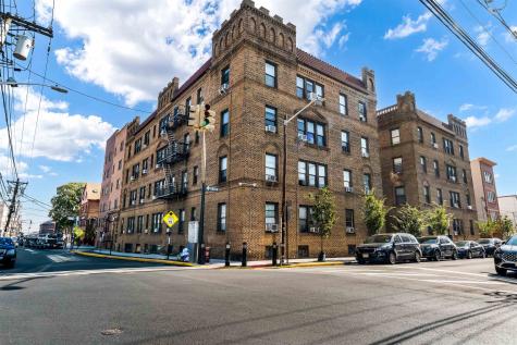 150 37th Street Union City NJ 07087