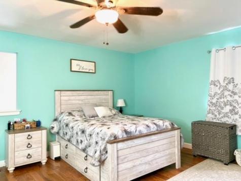 586 Sanderling Court Secaucus NJ 07094