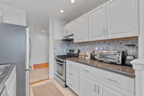 1225 Kennedy Boulevard Bayonne NJ 07002